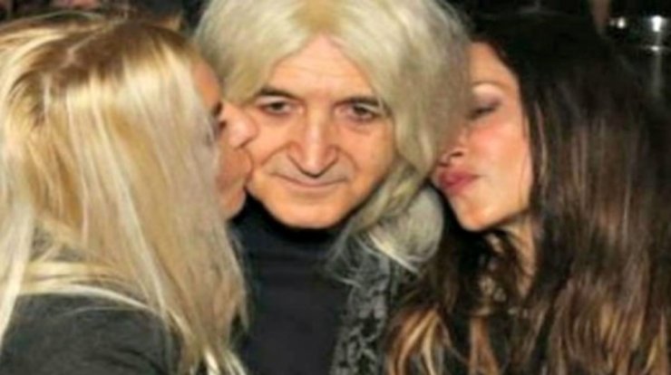 Σοφία Καρβέλα: Η σπάνια εικόνα αγκαλιά με τον πατέρα της, Νίκο 