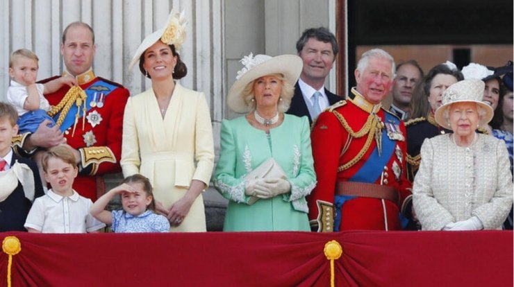 Kate Middleton: Πως επέλεξε να της ευχηθεί η βασιλική οικογένεια για τα γενέθλιά της;