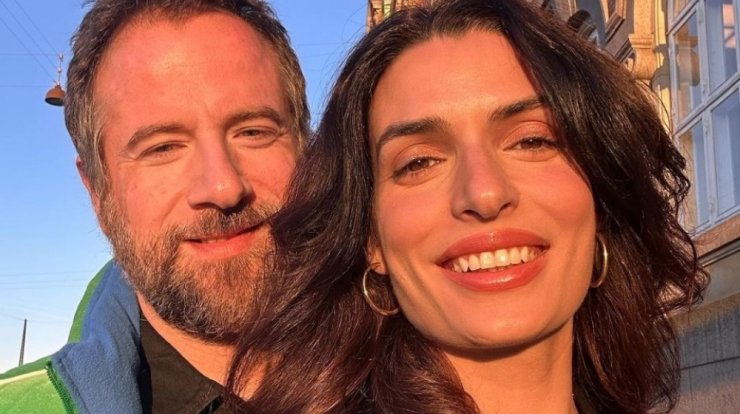 Κωστής Μαραβέγιας: Η τυχερή συγκυρία με την Τόνια Σωτηροπούλου και που στέκεται πάντα άτυχος [εικόνα]  