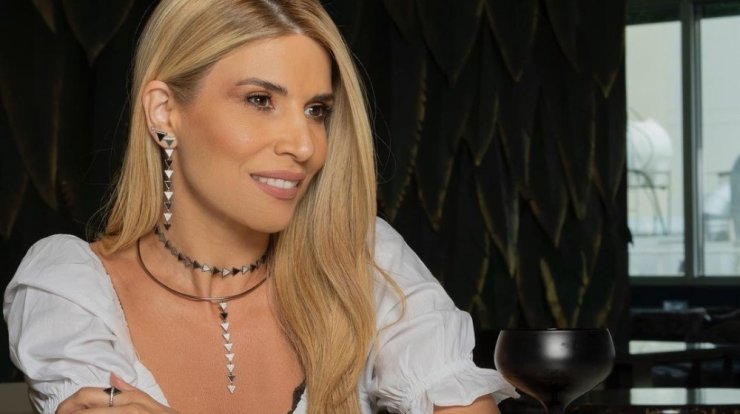 Έλενα Ανδρέου: Μας δείχνει για πρώτη φορά την φουσκωμένη της κοιλίτσα