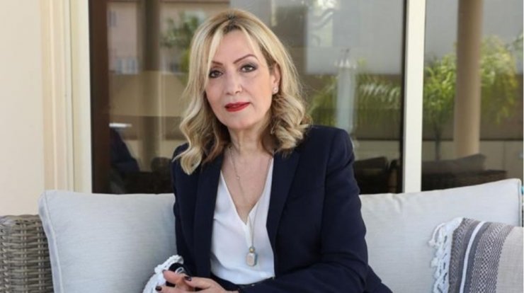 Ειρήνη Χαραλαμπίδου: Το ζεϊμπέκικο της στην Επισκοπή [εικόνες & βίντεο]