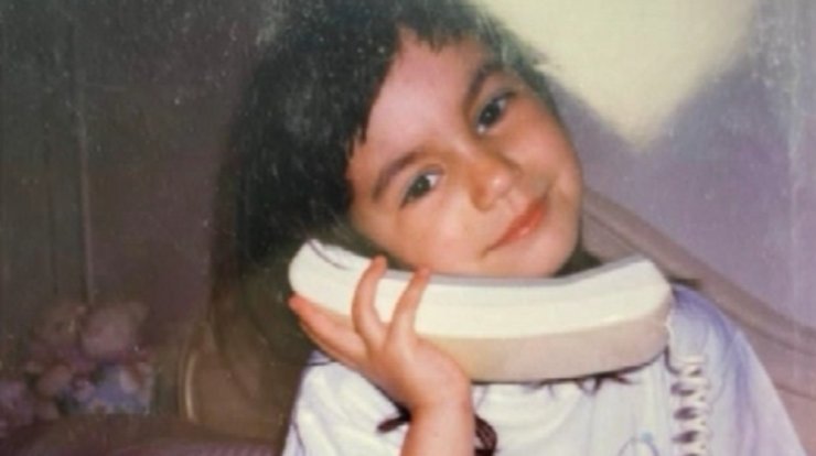 Αναγνωρίζετε ποιο πρόσωπο της κυπριακής τηλεόρασης είναι το εικονιζόμενο κοριτσάκι;