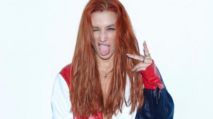 Κάλια Ελευθερίου: Με αυτή την πασίγνωστη τραγουδίστρια αποκάλυψε πως την μπέρδευαν [βίντεο]