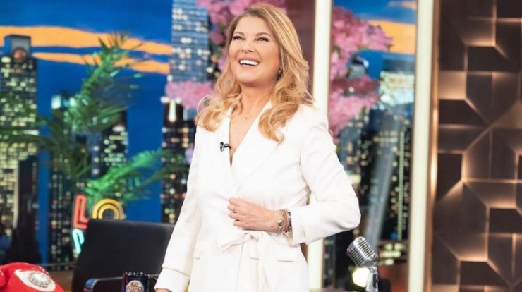 Σοφία Αλιμπέρτη: Φωτογράφησε τον Γιάννη Πάριο με τον γιο τους σε ένα σπάνιο στιγμιότυπό τους [εικόνα]