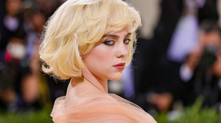 Billie Eilish: Μίλησε για την πρώτη συνάντηση με τον πρίγκιπα William και την Kate Middleton