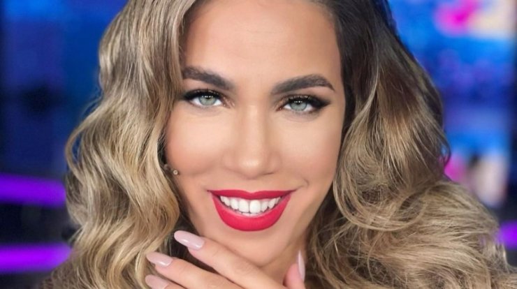 Κατερίνα Στικούδη: Η σπάνια εικόνα αγκαλιά με τον γιο της πίσω στα παρασκήνια που δημοσίευσε 