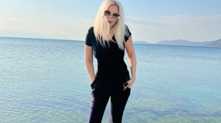 Αννίτα Πάνια: Είχε γενέθλια! Έκλεισε τα 52 και έτσι το γιόρτασε [εικόνες]