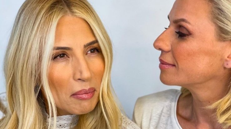 Κατερίνα Καραβάτου σε Μαρία Ηλιάκη: "Δεν χωρούν δυο ξανθιές στην εκπομπή" [βίντεο]