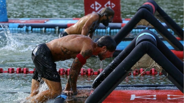 Αλέξης Παππάς σε Ηλία Μπόγδανο: "Έλα, αφού είσαι τόσο άνδρας, έλα" [βίντεο]