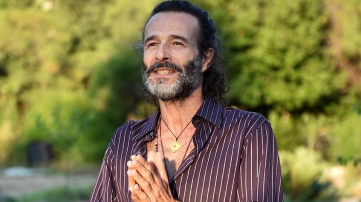 Θανάσης Ευθυμιάδης: Ο λόγος που δεν έχουν βαφτιστεί οι έφηβες κόρες του 