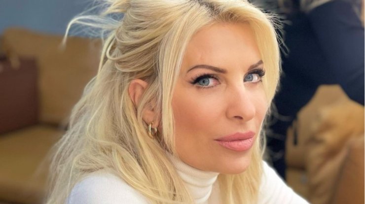 Ελένη Μενεγάκη: Τι ζήτησε να της φέρει on air η μητέρα της; [βίντεο]