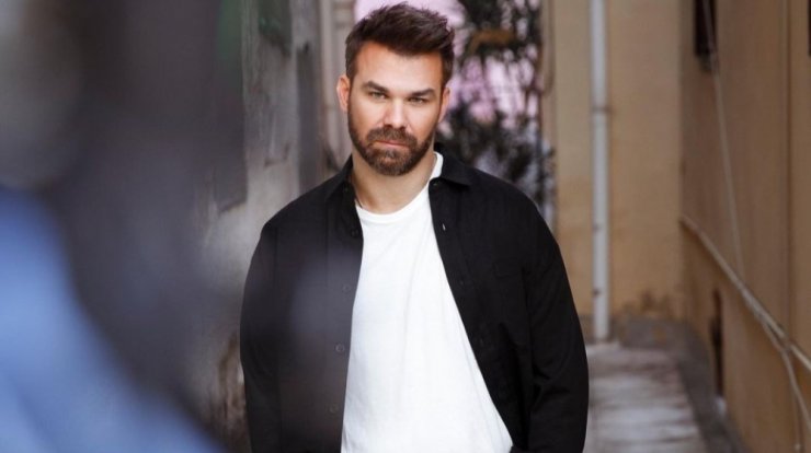 Ο Γιώργος Σαμπάνης εξομολογείτε δημόσια: "Ντροπή μου που ανακοίνωσα εγώ..." [βίντεο]