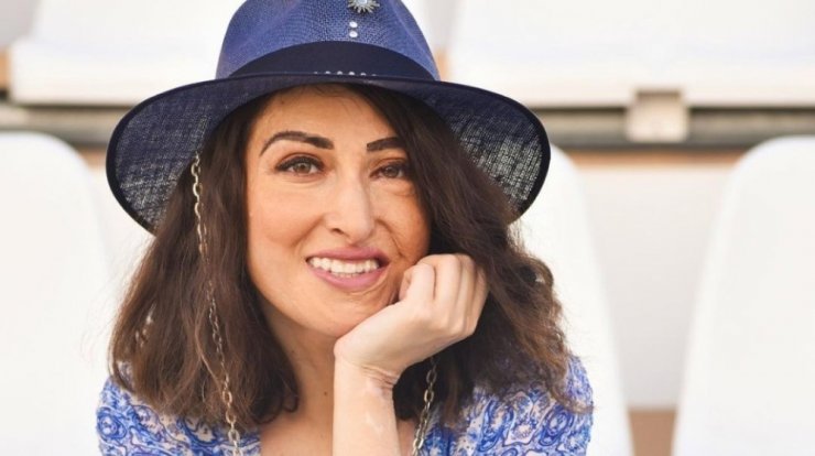 Ιωάννα Παλιοσπύρου: Mας δείχνει το μασάζ που δέχεται στο πρόσωπό της μετά τις επεμβάσεις [βίντεο]