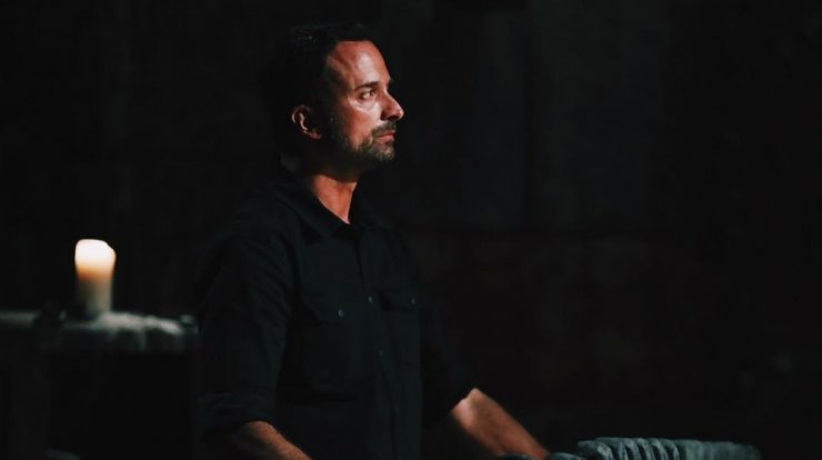 "Survivor": Ο Γιώργος Λιανός ανακοίνωσε την επιστροφή της Ανθής Σαλαγκούδη με τις ομάδες να τα χάνουν [βίντεο]