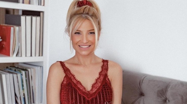 Φαίη Σκορδά: "Δεν αισθάνομαι τέλεια μαμά, ούτε και παρουσιάστρια, ούτε αυτό που λες πολύ όμορφη" [βίντεο]