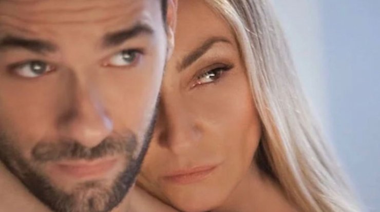 Ρούλα Ρέβη: Η γυμνή εικόνα που δημοσίευσε του Αποστόλη Τότσικα στο instagram