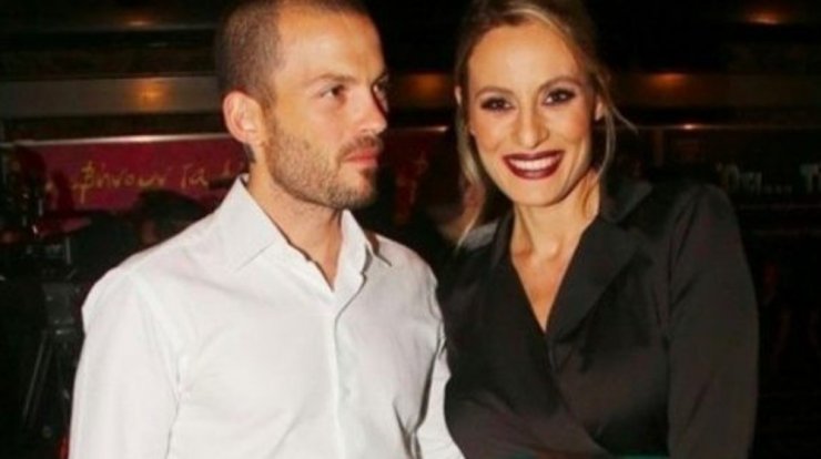 Ελεονώρα Μελέτη: Οικογενειακή βόλτα με τον σύζυγο και την κόρη τους πάνω στο jetski [εικόνα]