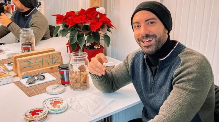 Στο νοσοκομείο με λοίμωξη του αναπνευστικού ο Σάκης Τανιμανίδης [εικόνες]