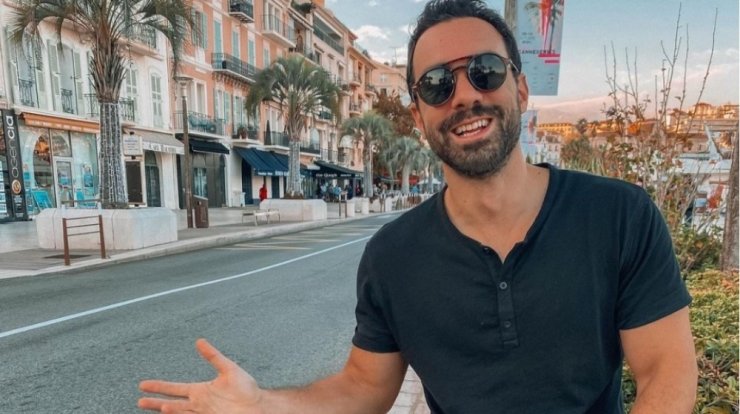 Σάκης Τανιμανίδης: Έγινε στοίχημα σε λαϊκή αγορά αξίας 100 ευρώ [βίντεο]