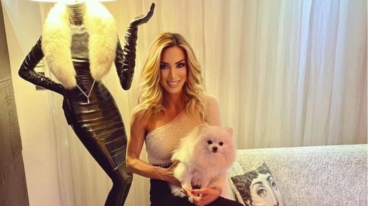 4 fashion girls μας δείχνουν τα εντυπωσιακά τους σαλόνια