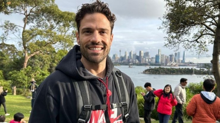 Κωνσταντίνος Αργυρός: Το σπάνιο στιγμιότυπο με το βαφτιστήρι του - Μαζί σε κολυμβητήριο [εικόνα]