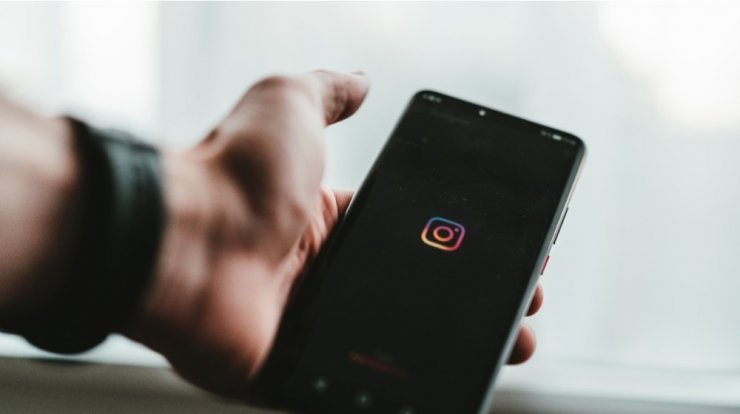 Αυτά τα επώνυμα πρόσωπα της ελληνικής showbiz δεν ακολουθούν κανένα στο instagram [εικόνες] 