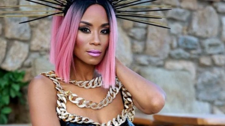 Shaya: "Είμαι μαύρη και δεν έχω πρόβλημα με αυτό"