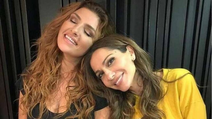 Έλενα Παπαρίζου: Η τυχαία συνάντηση που είχε με την κόρη της Δέσποινας Βανδή και όσα αποκάλυψε για εκείνην