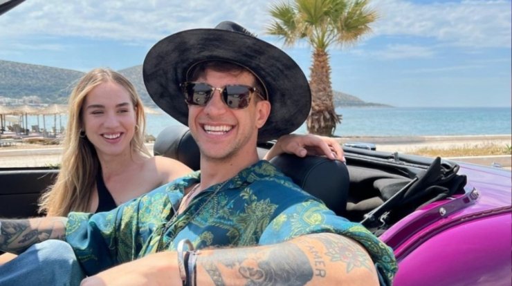 Ο Ηλίας Μπόγδανος και η σύντροφός του έκαναν το επόμενο βήμα στη σχέση τους 