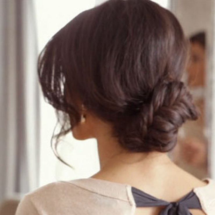 Δείτε πως να κάνετε Updo ψαροκόκαλο!