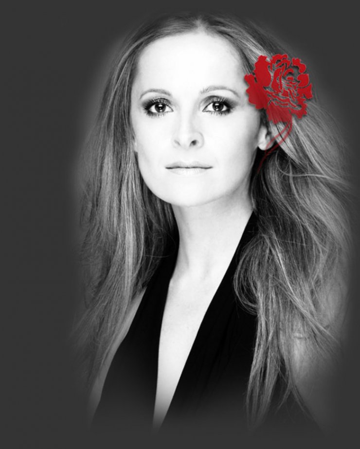 Παντρεύτηκε ο Σταύρος Ξαρχάκος, στα 76 του, την Ηρώ Σαΐα [εικόνες]