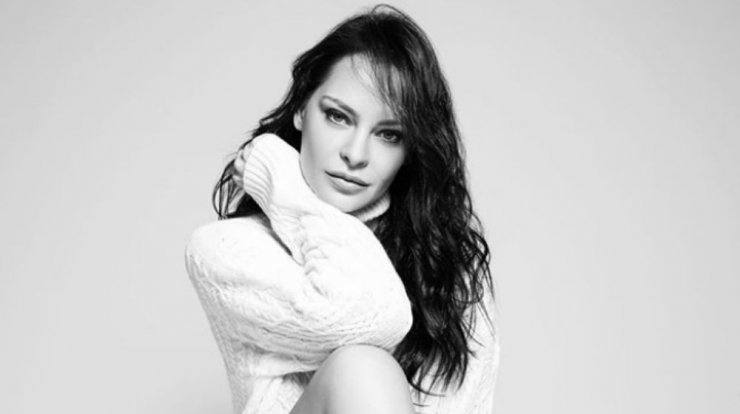 Υβόννη Μπόσνιακ: Αποκαλύπτει το βάρος και το ύψος που έχει [εικόνα]