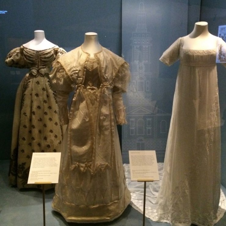 Το νυφικό της Kate Moss θα βρίσκεται πλέον στο μουσείο V&A του Λονδίνου