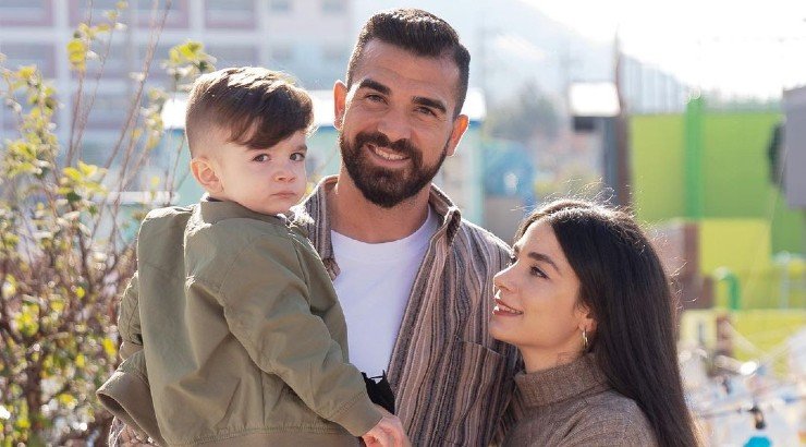 Βαλεντίνος Σιέλης – Φλωρεντία Σαββίδου: Αυτό είναι το κομψό σαλόνι στο σπίτι τους στην Κορέα! 