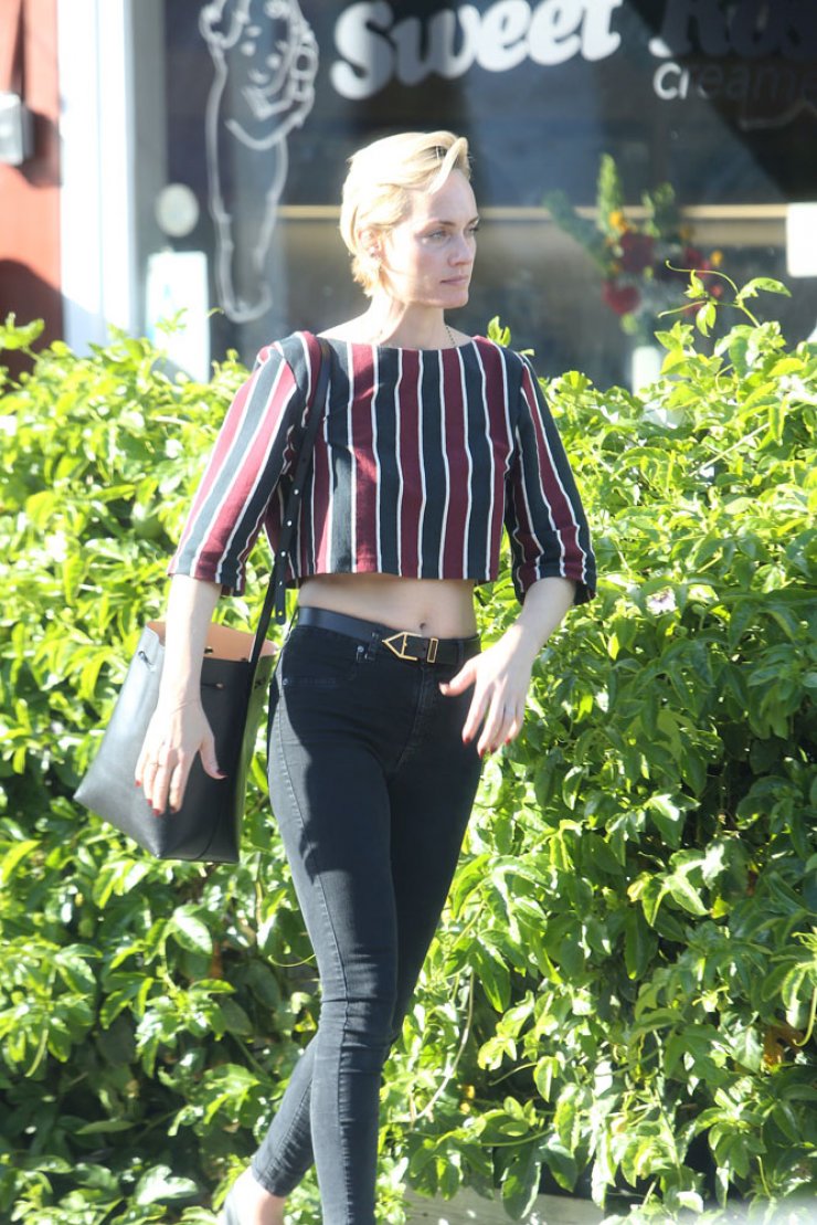 Διάσημη σταρ εξομολογείται τους εθισμούς της [εικόνες]