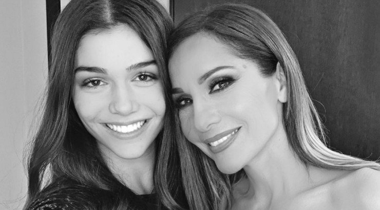 Δέσποινα Βανδή: Η κόρη της έχει μεταμορφωθεί στη μίνι εκδοχή της και είναι εντυπωσιακή! [εικόνες]