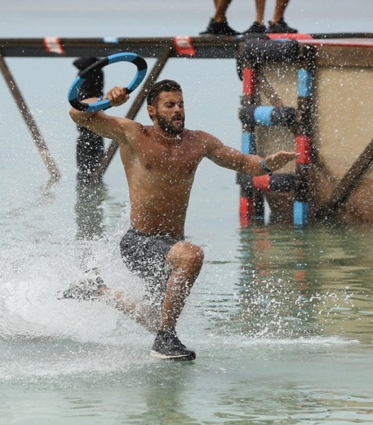 Για αυτό το βίντεο "κράζουν" όλοι τον Κωνσταντίνο Βασάλο