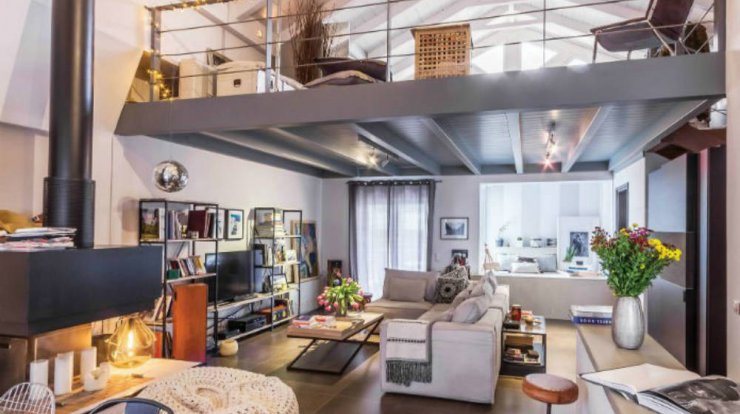 Το μοντέρνο σπίτι συνεργάτιδας της Ελένης Μενεγάκη που μας άφησε άφωνους!