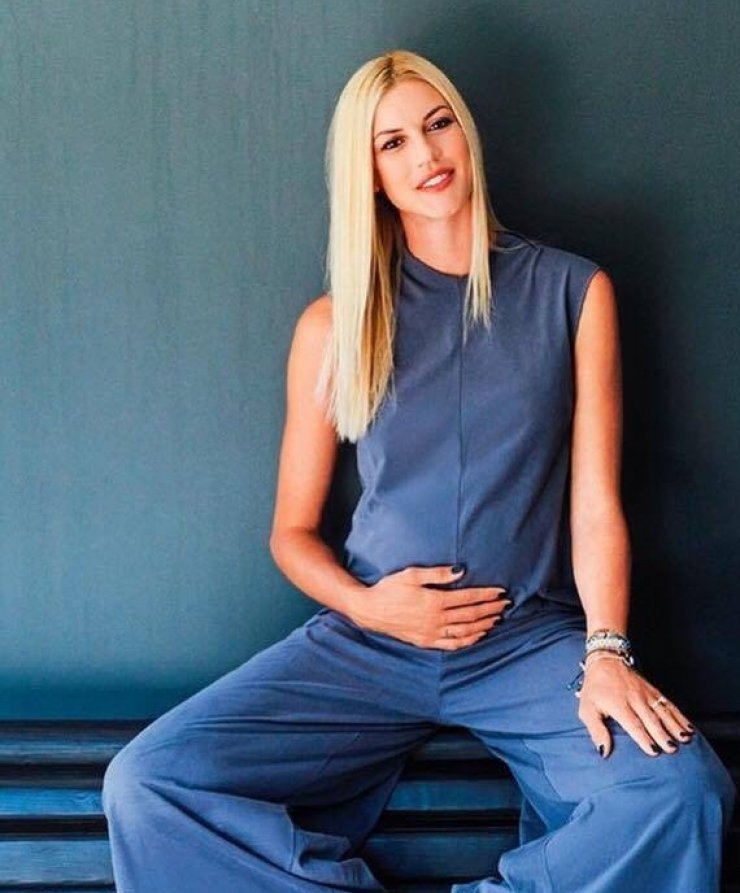 Βάσω Κολλιδά: Η πρώτη φωτογραφία με το μωρό της μέσα στο μαιευτήριο!