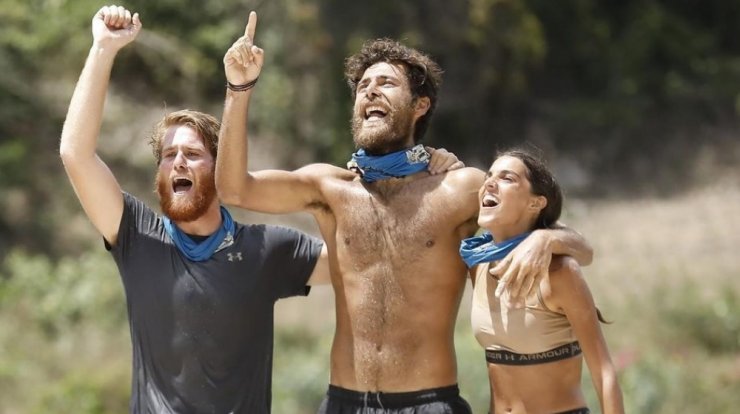 Άννα Μαρία Βέλλη: Δείτε την αλλαγή στην εξωτερική της εμφάνιση και αφορά στον Νίκο Μπάρτζη [εικόνα]