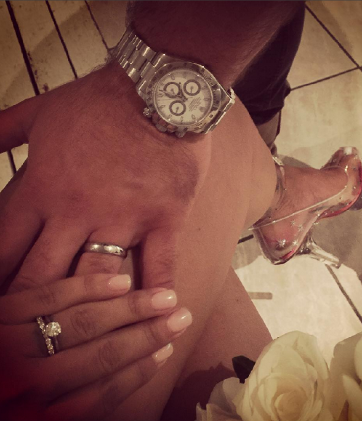 Επώνυμο ζευγάρι παντρεύτηκε κρυφά και πόσταρε τις βέρες στο Instagram!