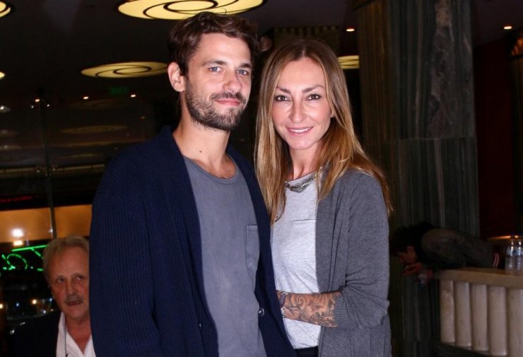 Η Ρούλα Ρέβη ανέβασε ερωτική σκηνή του Αποστόλη Τότσικα στα social media