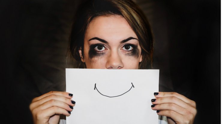 7 τρόποι για να αναγνωρίσετε την ενδοοικογενειακή βία