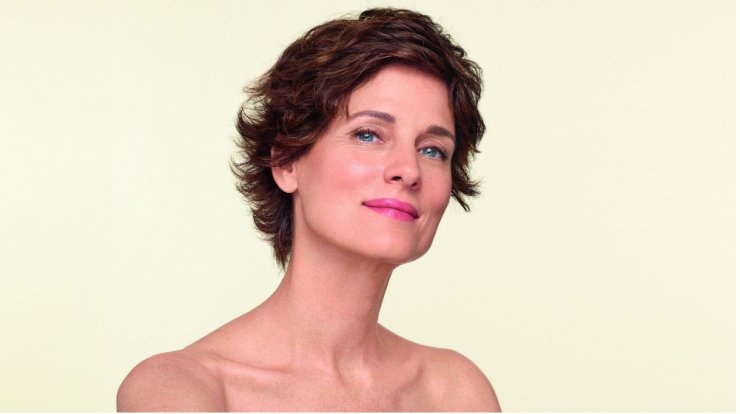 Αυτό το προϊόν θα φροντίσει το λαιμό και το ντεκολτέ σου