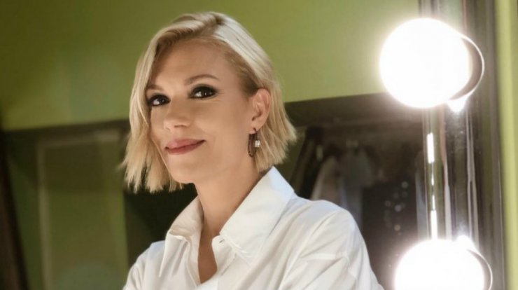 Είναι υπέροχες! Η Βίκυ Καγιά με τη μικρή Bianca στη δουλειά! [εικόνα]