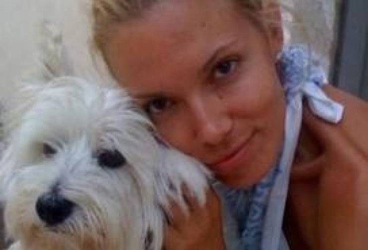 H Βίκυ Καγιά στην Μύκονο.