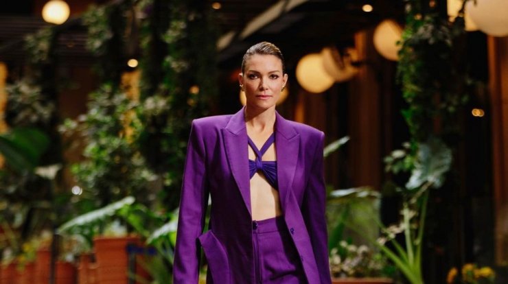 Βίκυ Καγιά: 2 φορές που φόρεσε ένα αγαπημένο high fashion brand