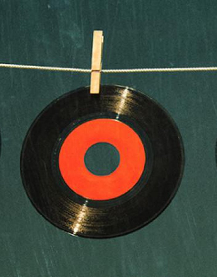 Αγοράζουμε βινύλια στο Σουσάμι