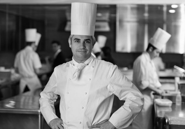 Nεκρός ο κορυφαίος σεφ στον πλανήτη