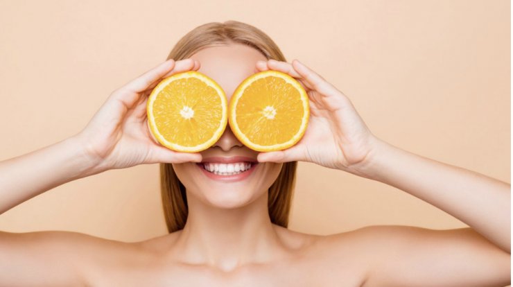 10 προϊόντα περιποίησης προσώπου με βιταμίνη C